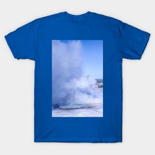 Clepsydra Geyser Yellowstone Wyoming T-Shirt